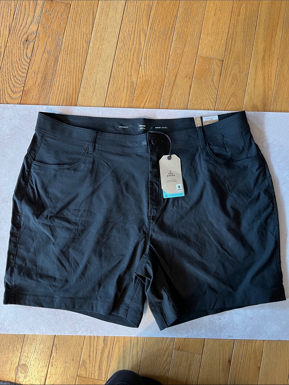 Prana Black Women's Stretch Bermuda Shorts